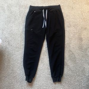 FIGS Women’s Zamora Jogger Scrub Pant